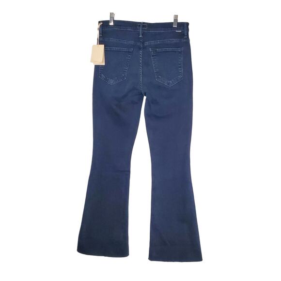 Mother The Weekender Fray Flare Jeans Chip On My Shoulder Dark Blue Size 30 NEW - Picture 4 of 13